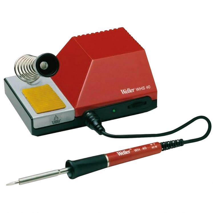 ANALOGIC AND DIGITAL SOLDERING STATIONS
